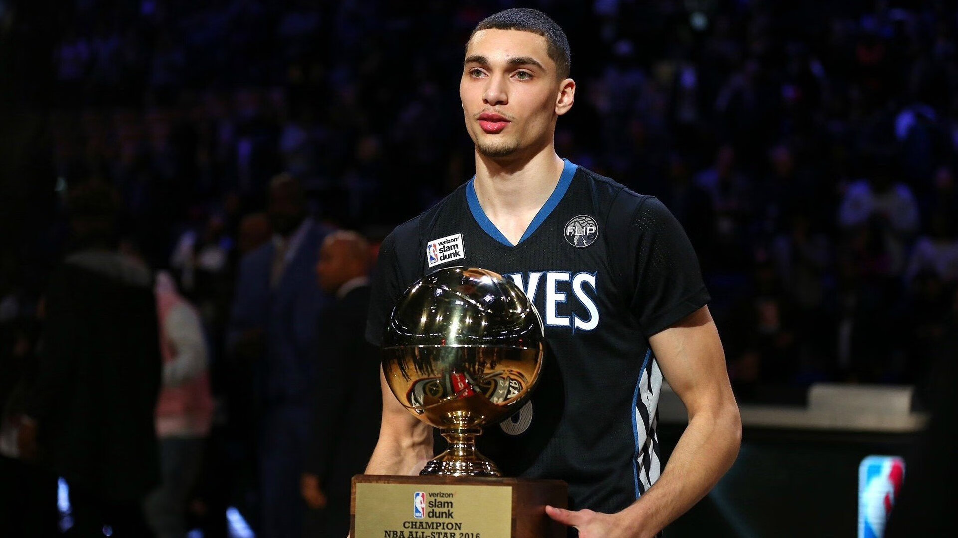 乐鱼体育官网入口-《电竞场景搭建：打造最炫比赛环境》，电竞场景图